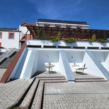 Hotel Berounka Hrebecniky Экстерьер фото