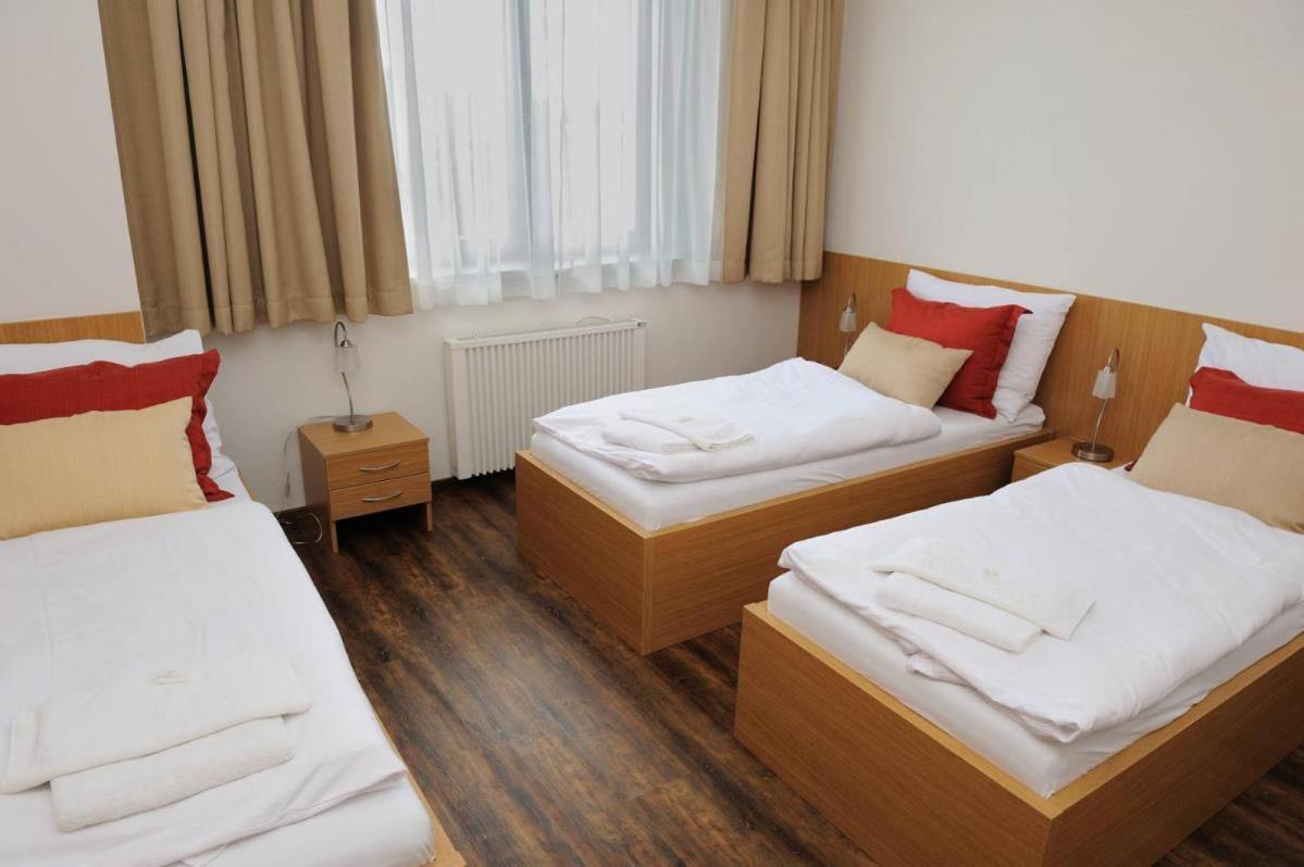 Hotel Berounka Hrebecniky Экстерьер фото