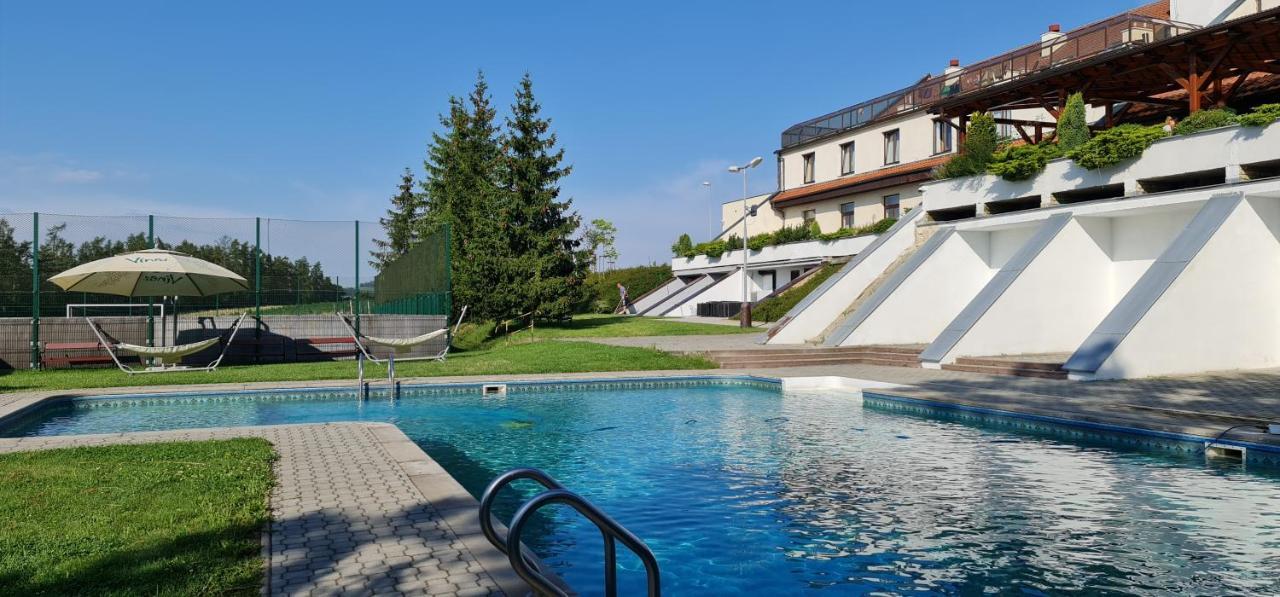 Hotel Berounka Hrebecniky Экстерьер фото