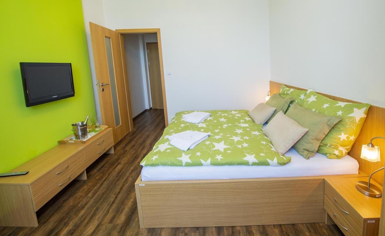 Hotel Berounka Hrebecniky Экстерьер фото